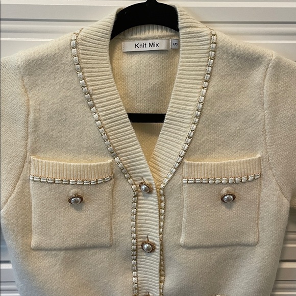 SHEIN Cream Short Sleeve Cardigan - Picture 4 of 7